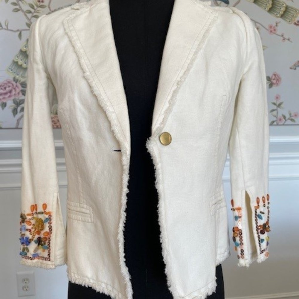Diane Von Furstenburg ivory lightweight jacket.  3/4 sleeves